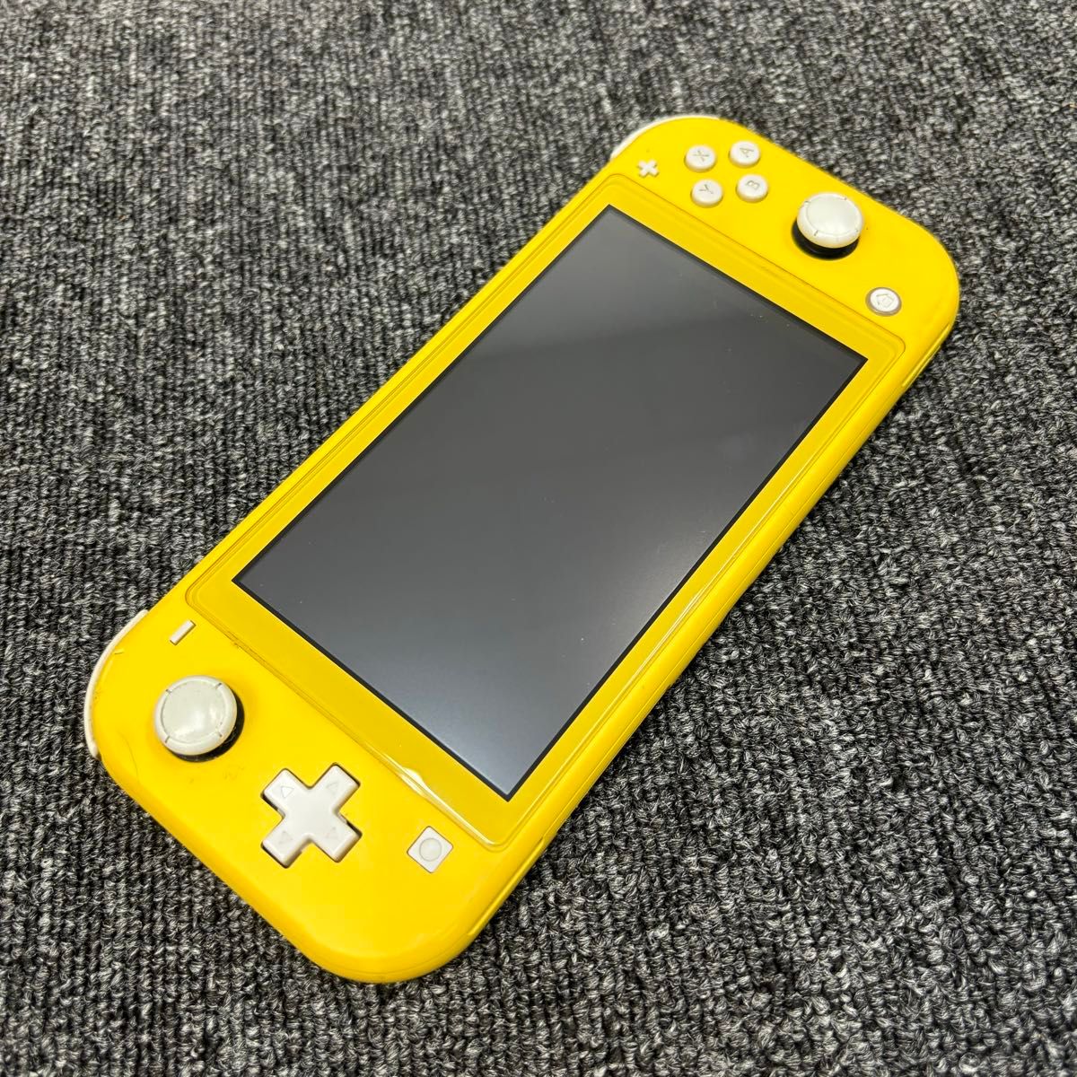 美品】 初期化済 Nintendo Switch Lite イエロー ニンテンドースイッチ
