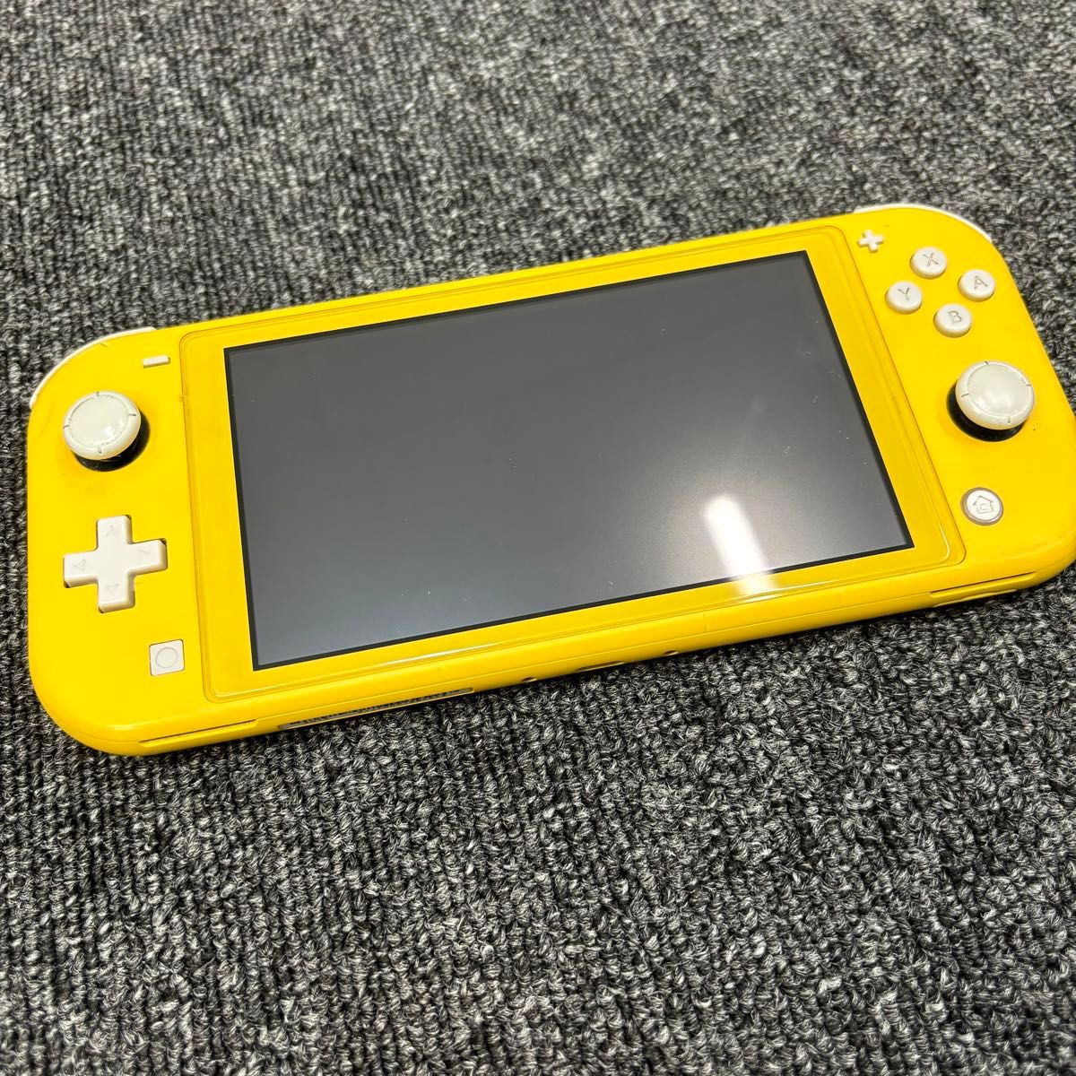美品】 初期化済 Nintendo Switch Lite イエロー ニンテンドースイッチ