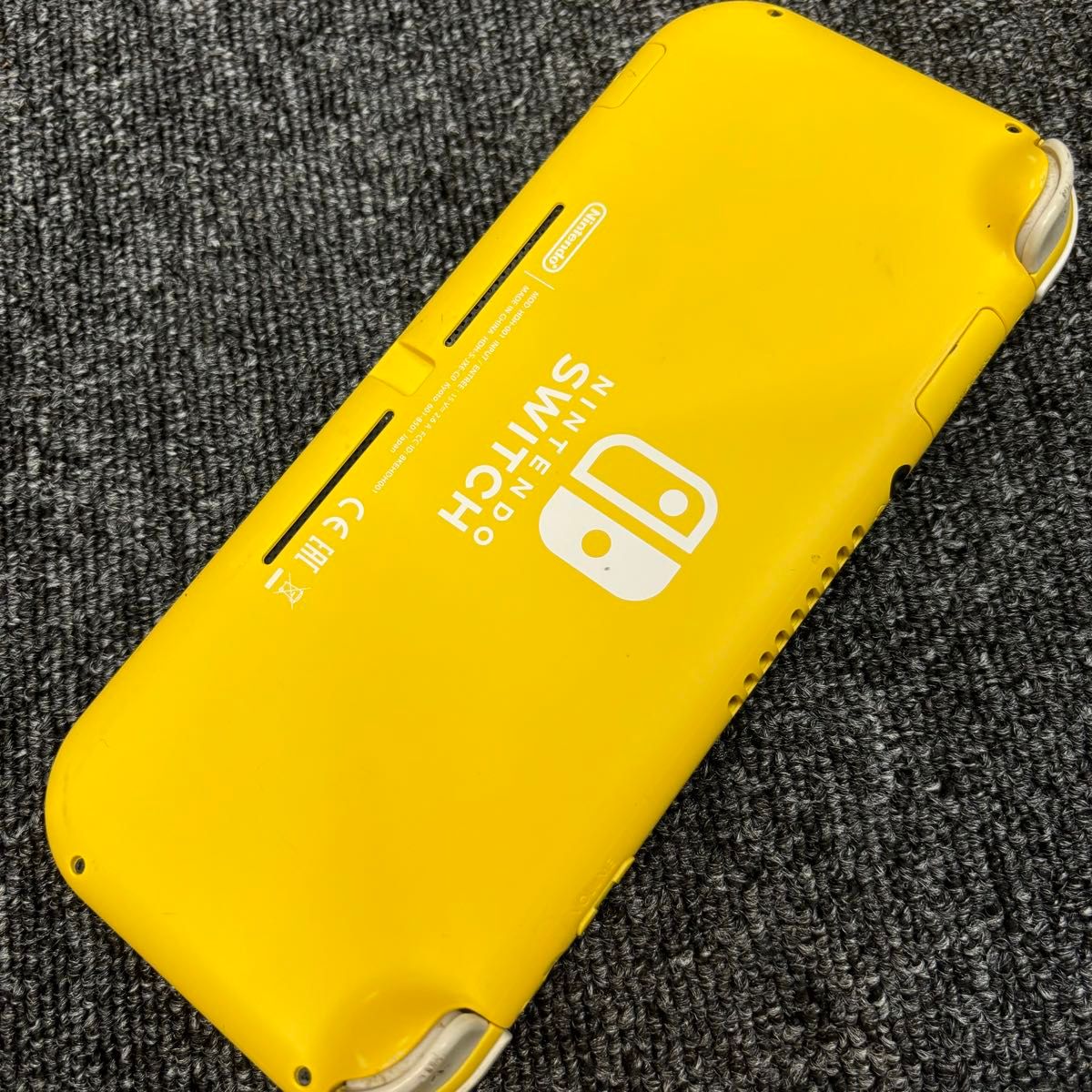 美品】 初期化済 Nintendo Switch Lite イエロー ニンテンドースイッチ
