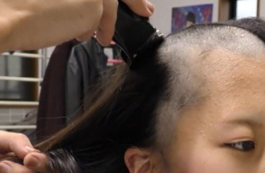 Yahoo!オークション - バリカンスキンヘッド剃髪断髪headshave