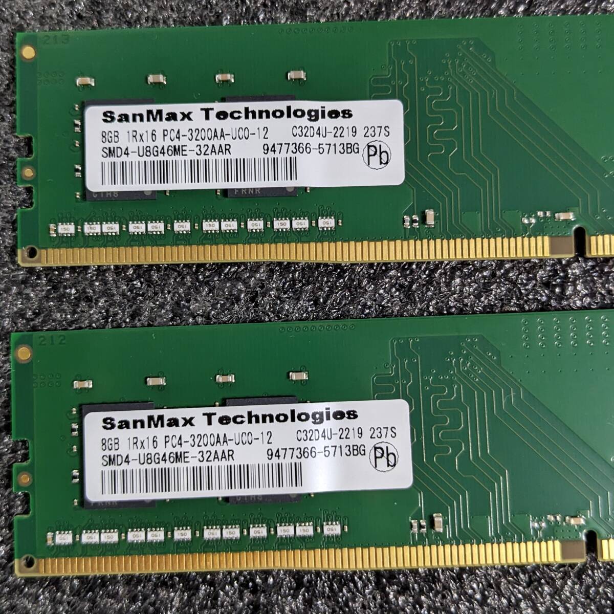 DDR4メモリ 16GB(8GB2枚組) SanMax SMD4-U8G46ME-32AAR(マイクロン