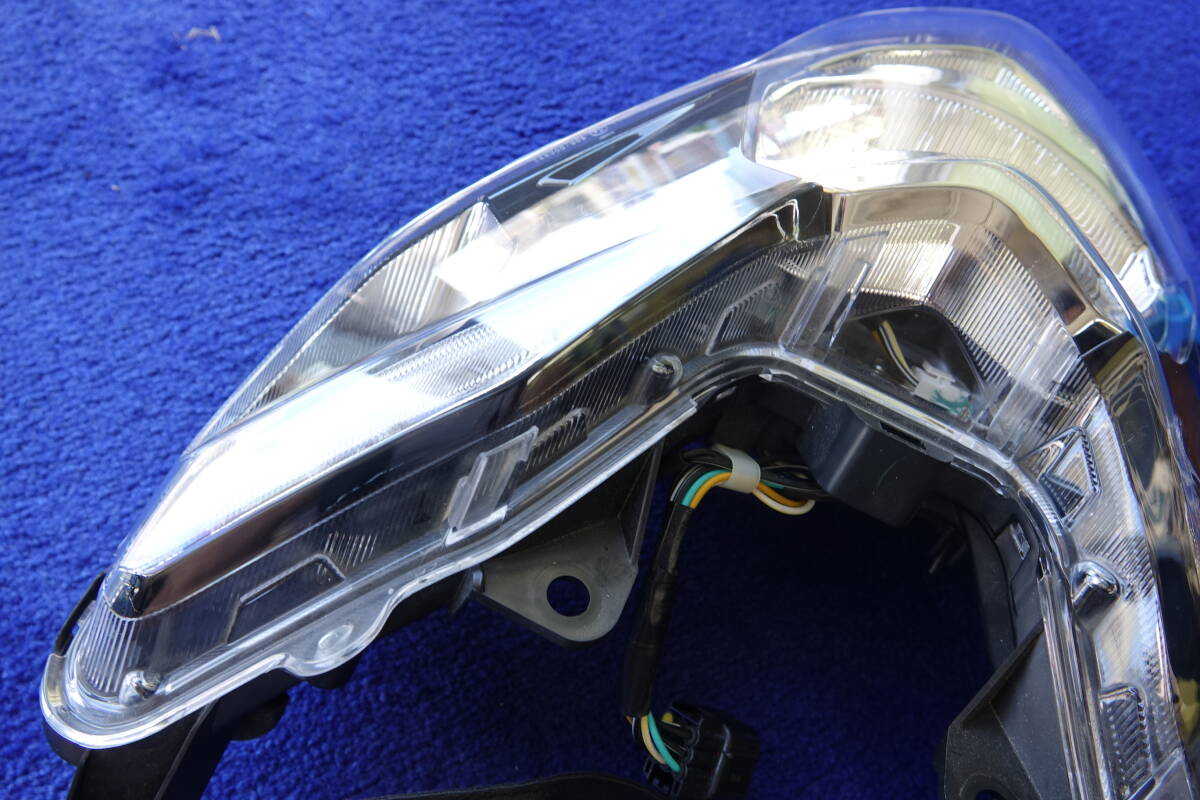 スズキ swish125 スウィッシュ125 純正 中古ヘッドライトASSY