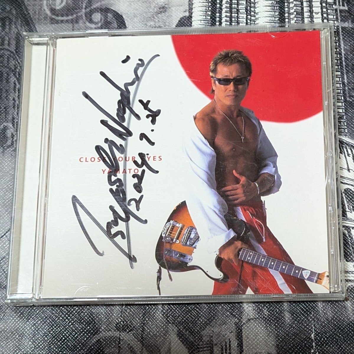 Yahoo!オークション - 長渕剛 シングルCD CLOSE YOUR EYES/YAMATO 直筆