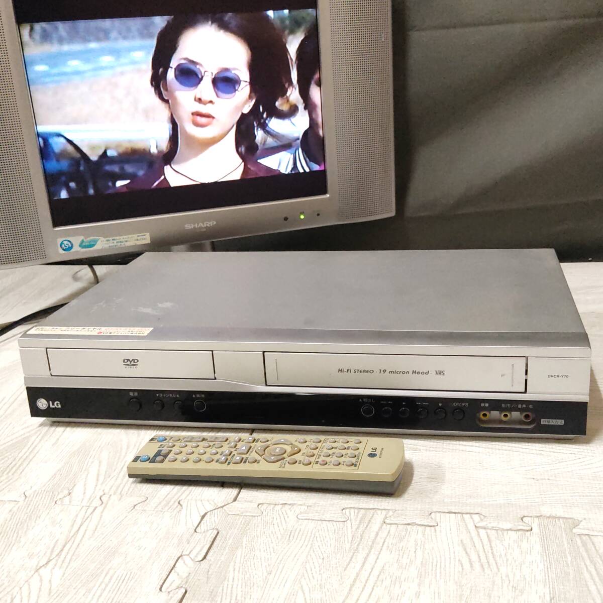 LG ビデオ一体型DVDプレーヤー DVCR-Y70 VHSビデオデッキ
