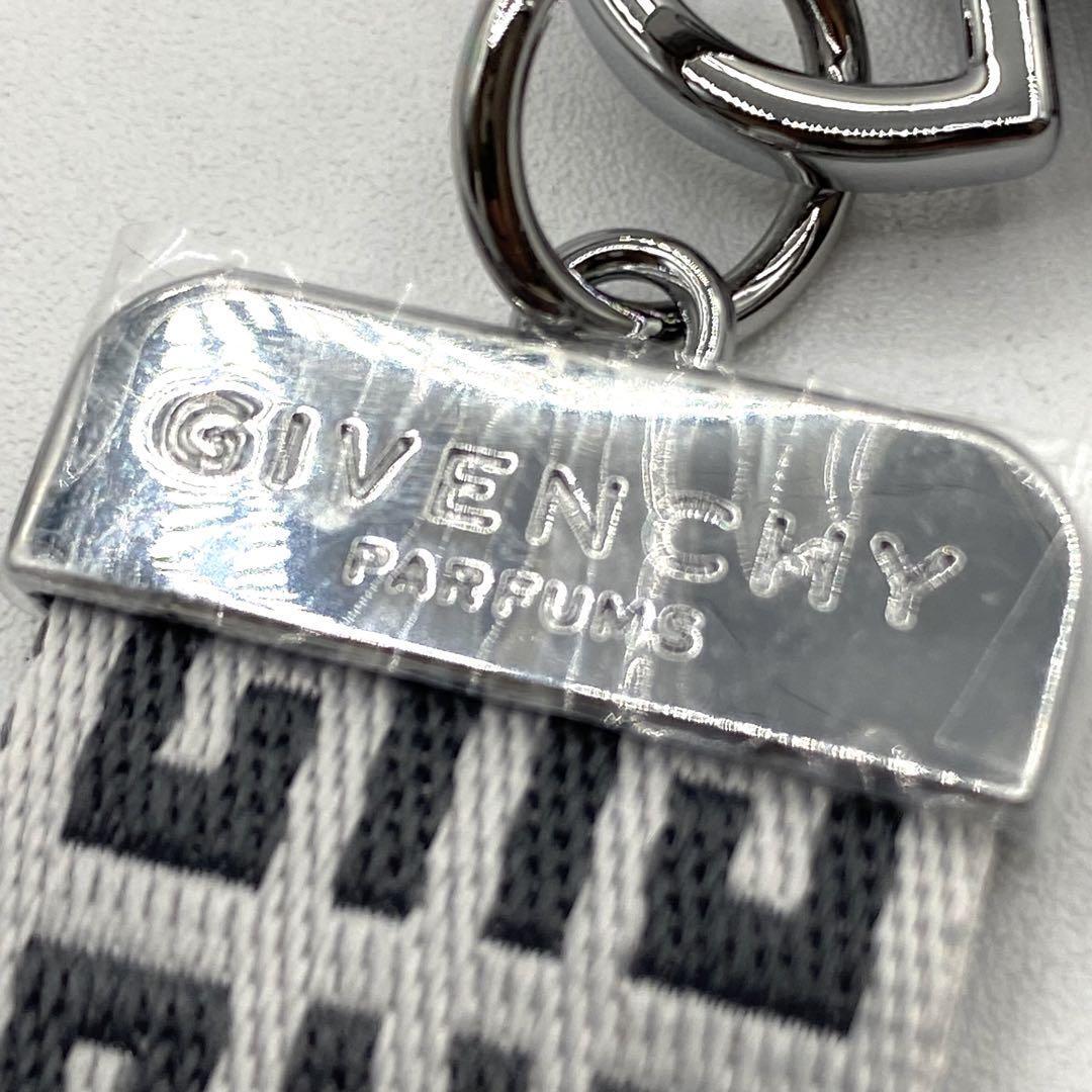 新品・未使用 GIVENCHY ジバンシー キーホルダー｜Yahoo!フリマ（旧