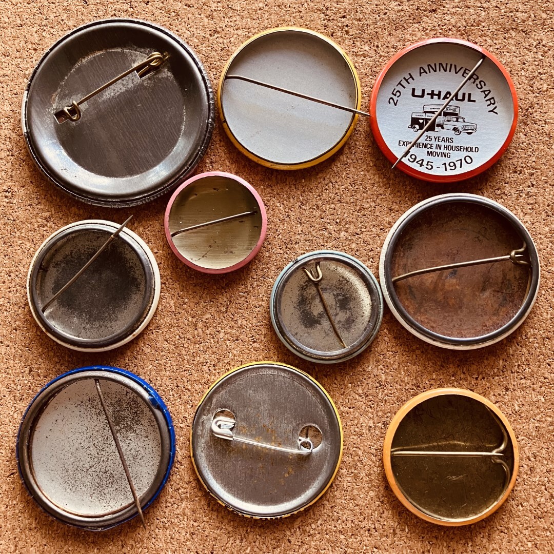 ① USA 缶バッジ10個／アメリカ／ヴィンテージ／ノベルティ／缶バッチ