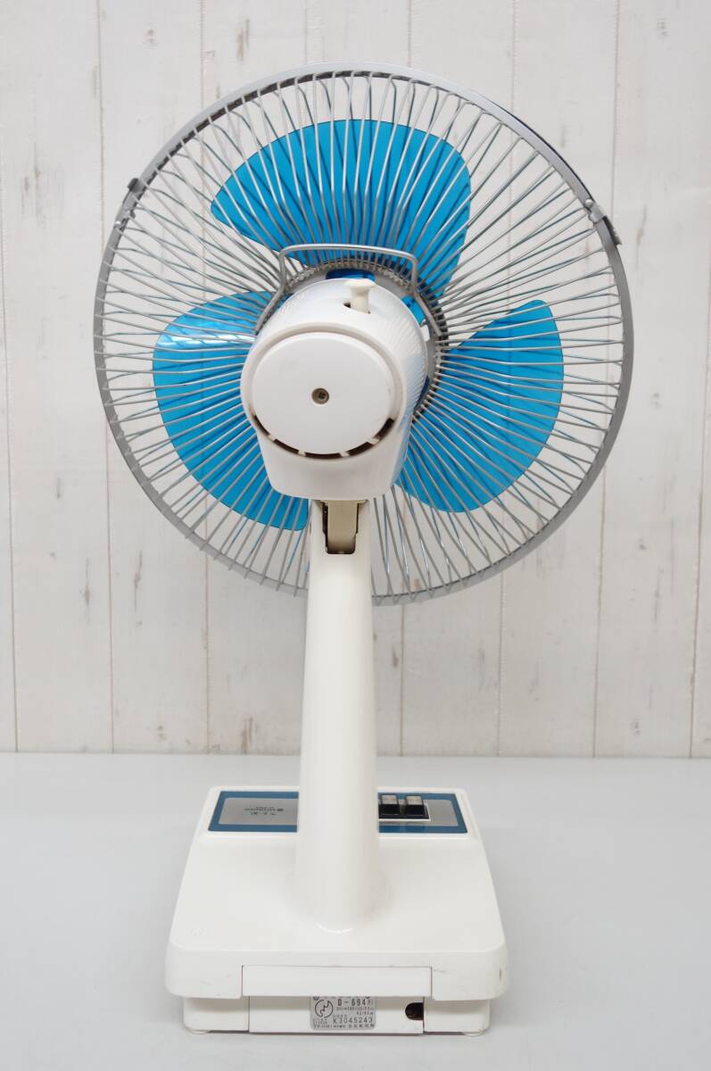 HITACHI 卓上扇風機 レトロ 日立 3枚羽 ミントグリーン アンティーク