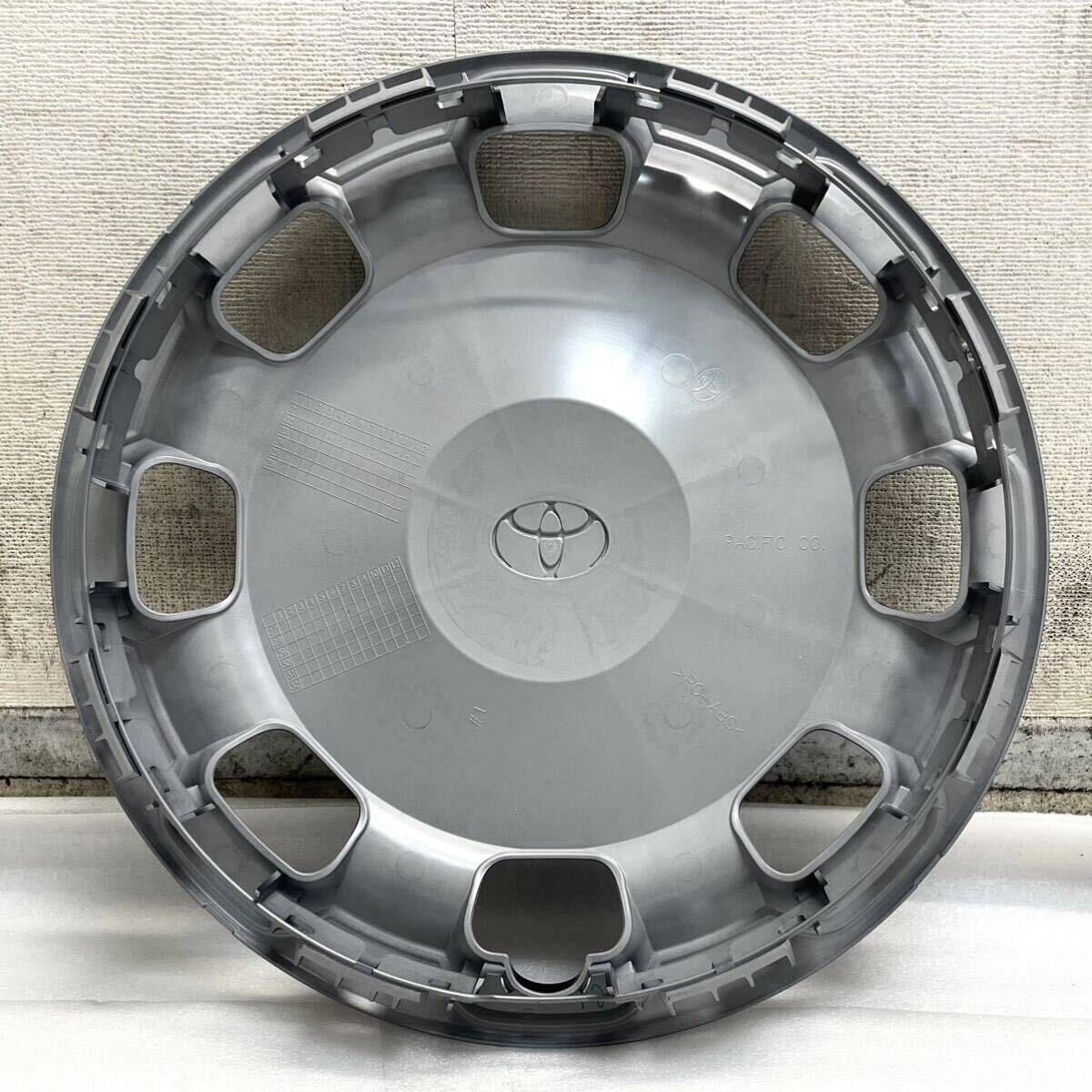 新品 未使用 TOYOTA トヨタ純正 現行10系 シエンタ 15インチ 純正