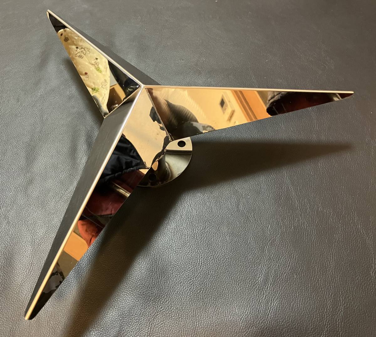 鏡面ステンレス製 大型車用 22 5インチ ホイールスピンナー 2個