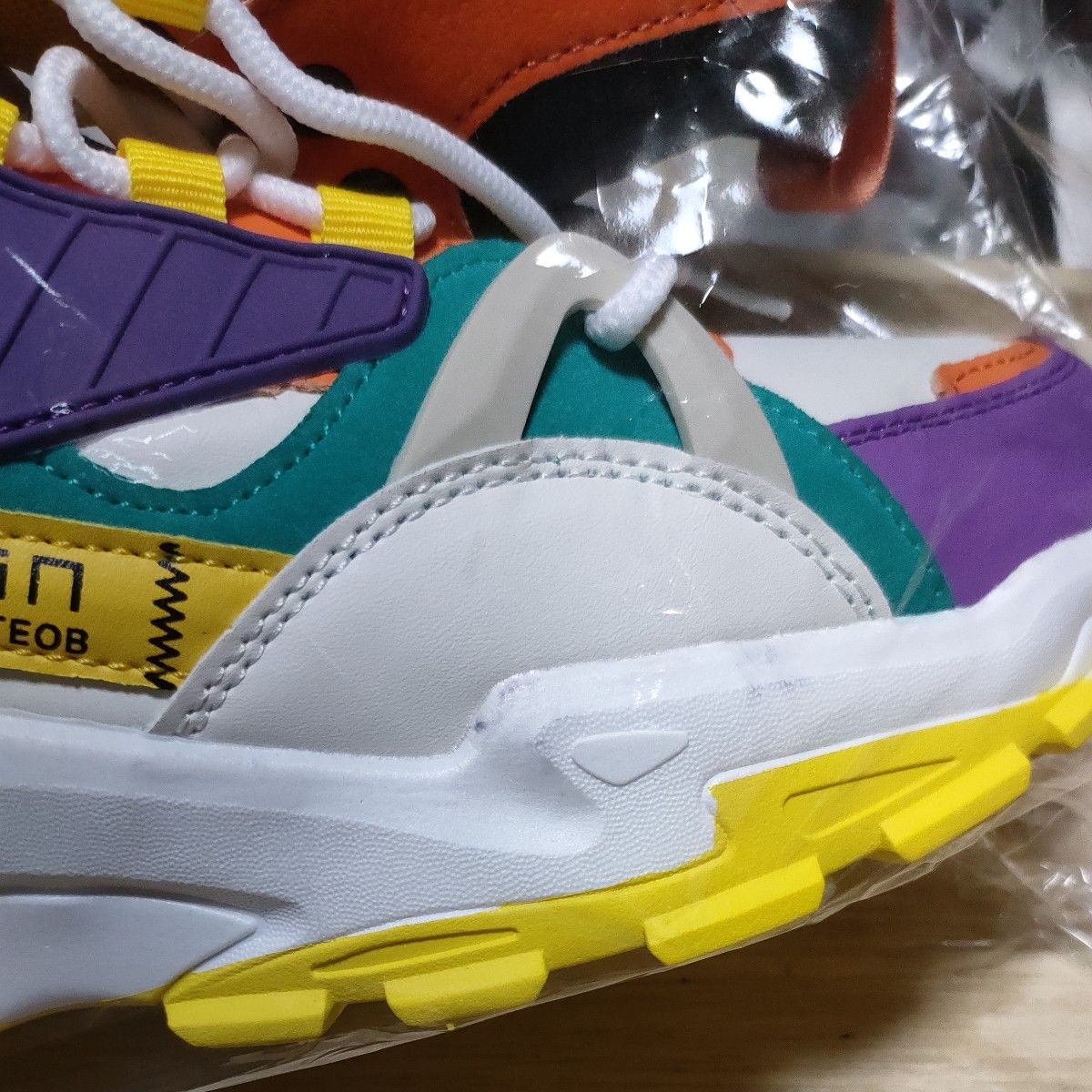 仮面ライダーガヴ ショウマ風 スニーカー (27 0)｜Yahoo!フリマ（旧