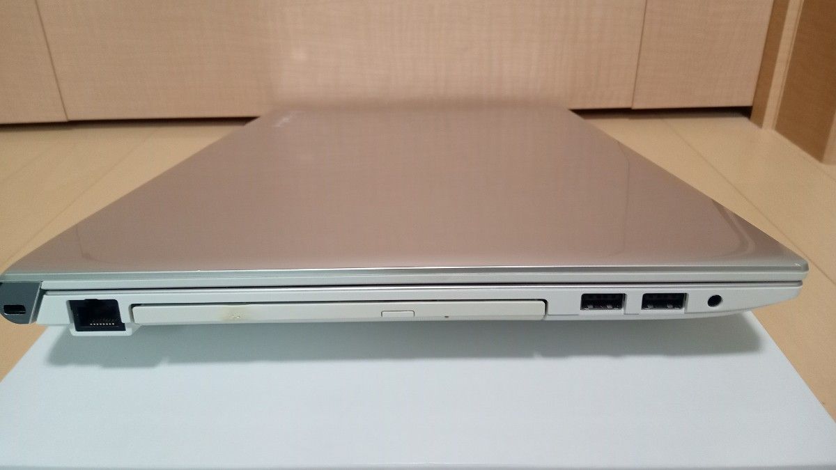 ジャンク ノートパソコン TOSHIBA dynabook T6 P1T6KPEG 8世代 i7