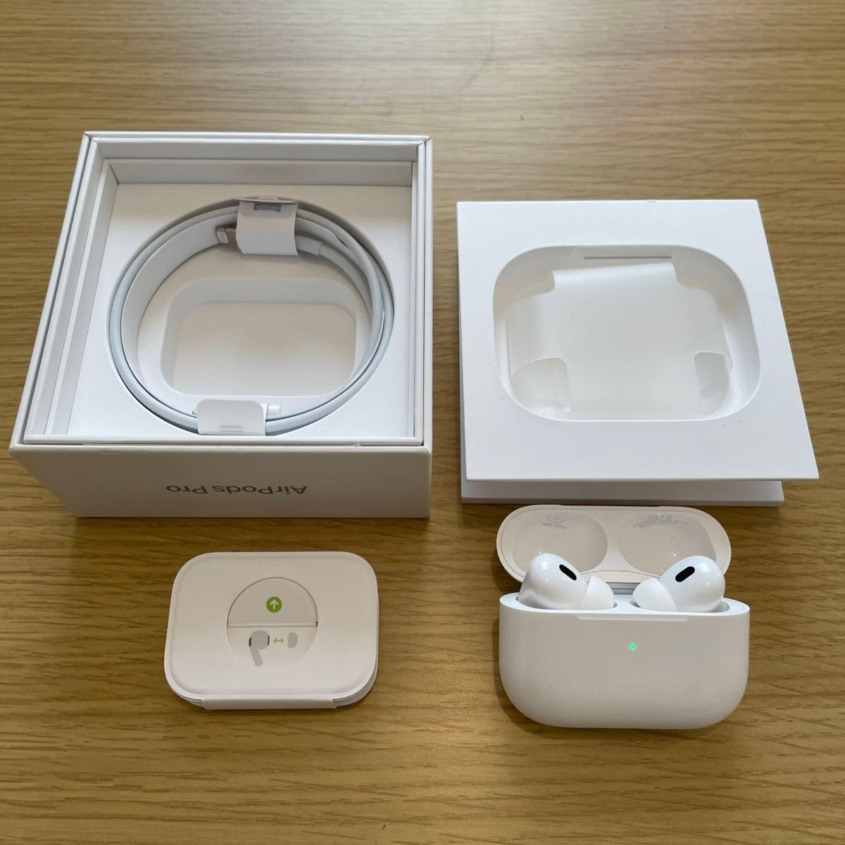 Airpods Pro MQD83J Apple 第2世代 箱あり 付属品ありケーブル未使用