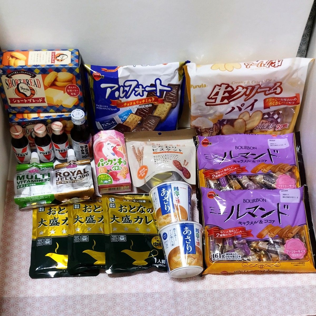 お菓子ドリンク色々詰め合わせセット｜Yahoo!フリマ（旧PayPayフリマ）