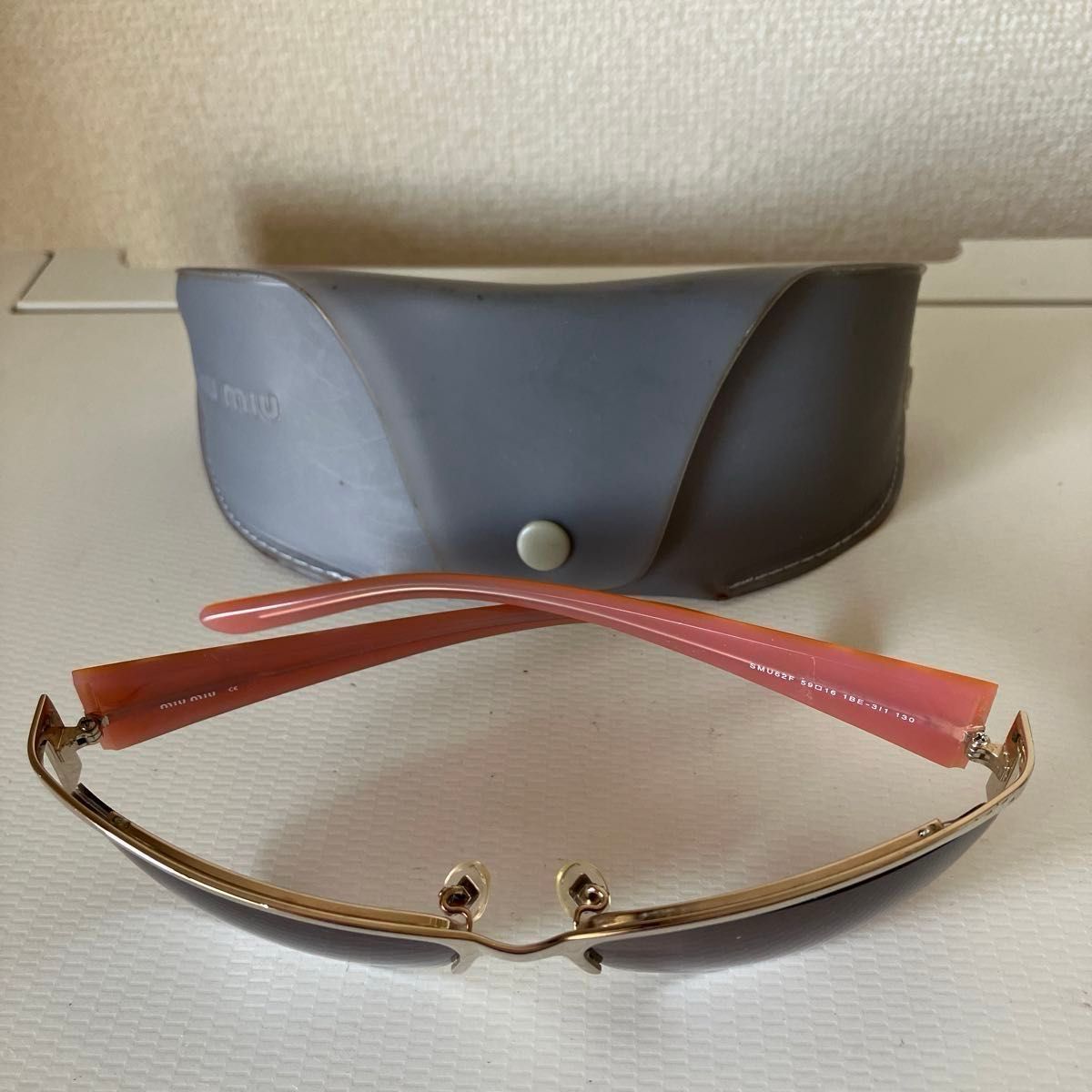 ミュウミュウ MIU MIUサングラス ローズモチーフ バラ模様 SMU62F 専用