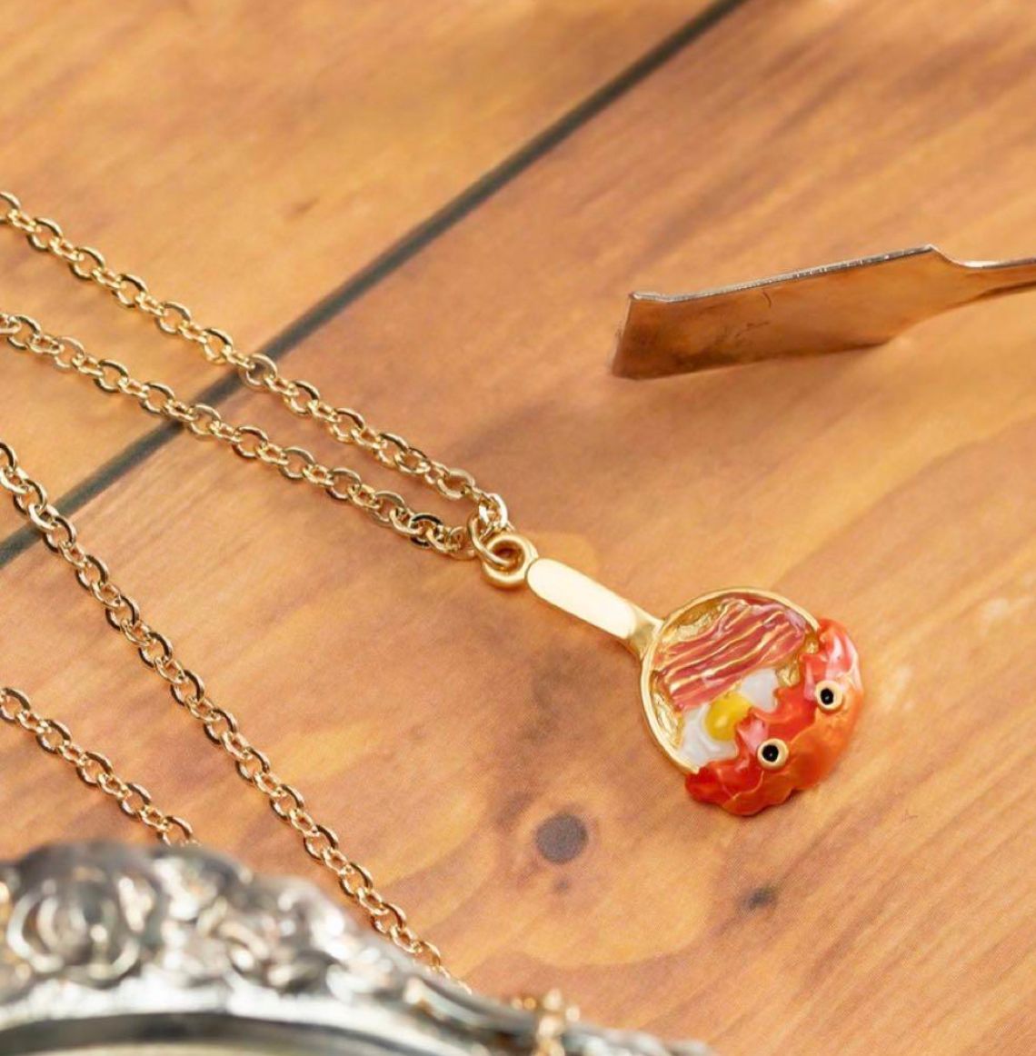 Donguri Closet限定 ハウルの動く城 ネックレス カルシファー｜Yahoo