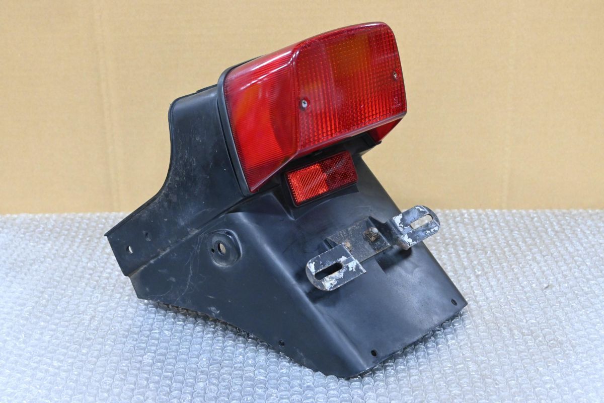 Yahoo!オークション - 当時物 純正 ゼファー400 ゼファー550 リアフェ