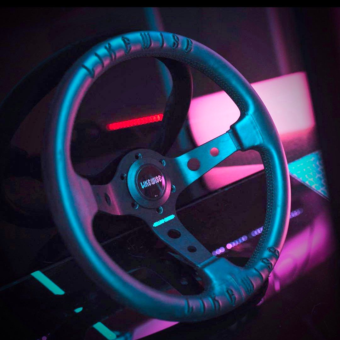 送料込み ライクワイズ HELLBOIエディション ステアリング｜Yahoo