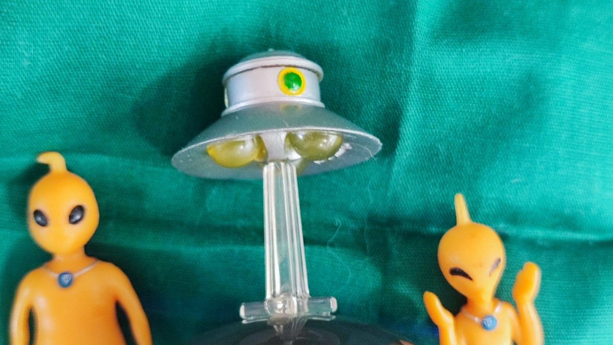 エイリアン・UFOセット 日清食品 カップヌードル カップクリップ u t