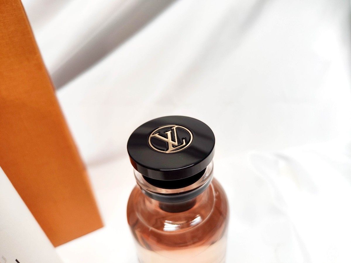 ルイ ヴィトン LOUIS VUITTON スペル オン ユー SPELL ON YOU 100m