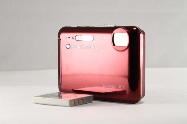 KONICA MINOLTA DiMAGE X1 ワインレッド