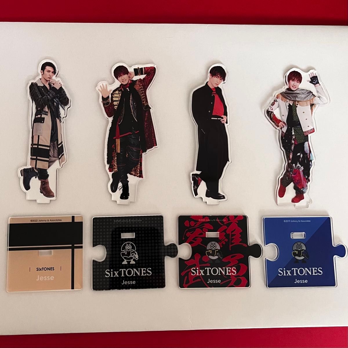 中古品 ジェシーアクスタ4種 ジェシーアクリルスタンド第一弾 第二弾