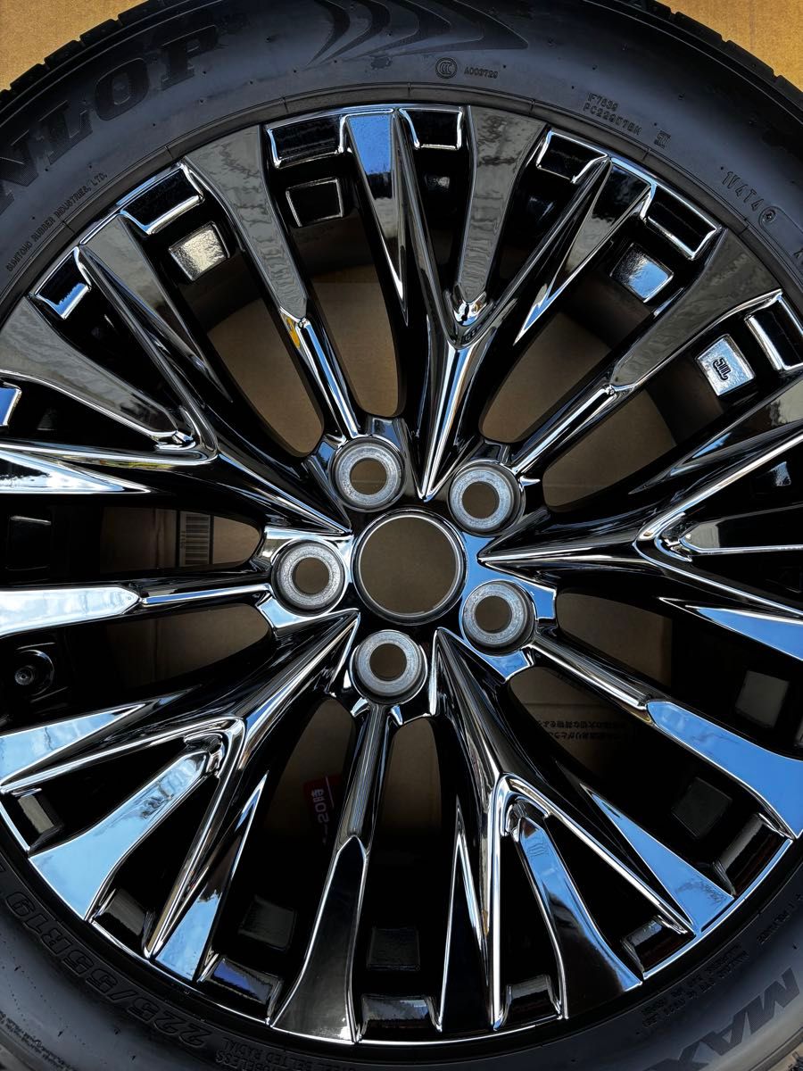 新型ヴェルファイア 40系 純正 タイヤホイールセット アルファード 19