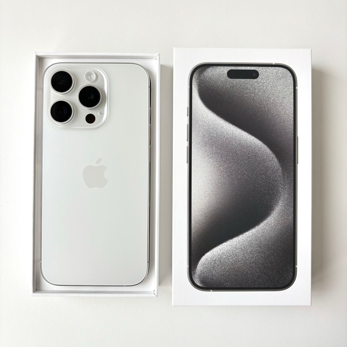 美品】iPhone 15 Pro ホワイトチタニウム 1TB SIMフリー おまけ付き