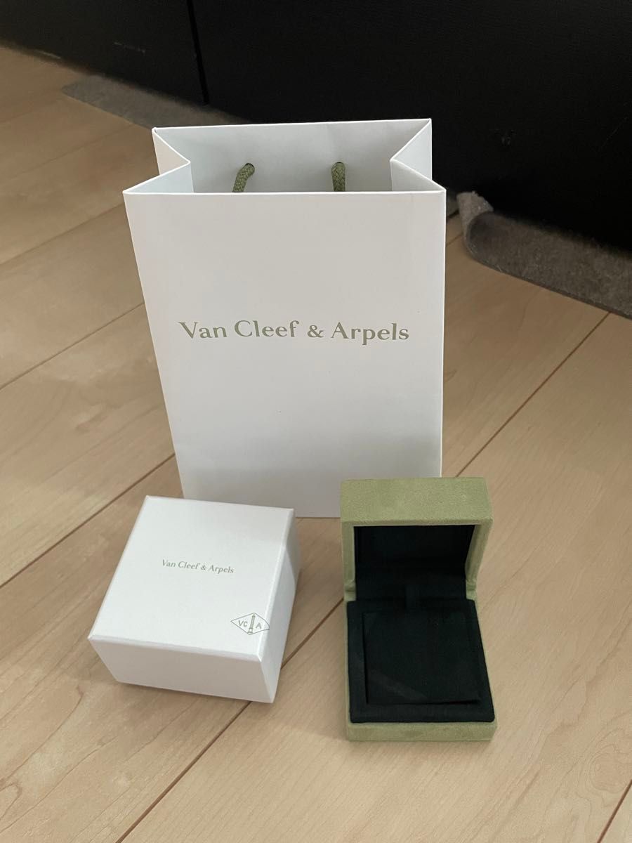 ヴァンクリーフ 空箱 アクセサリー ネックレス｜Yahoo!フリマ（旧
