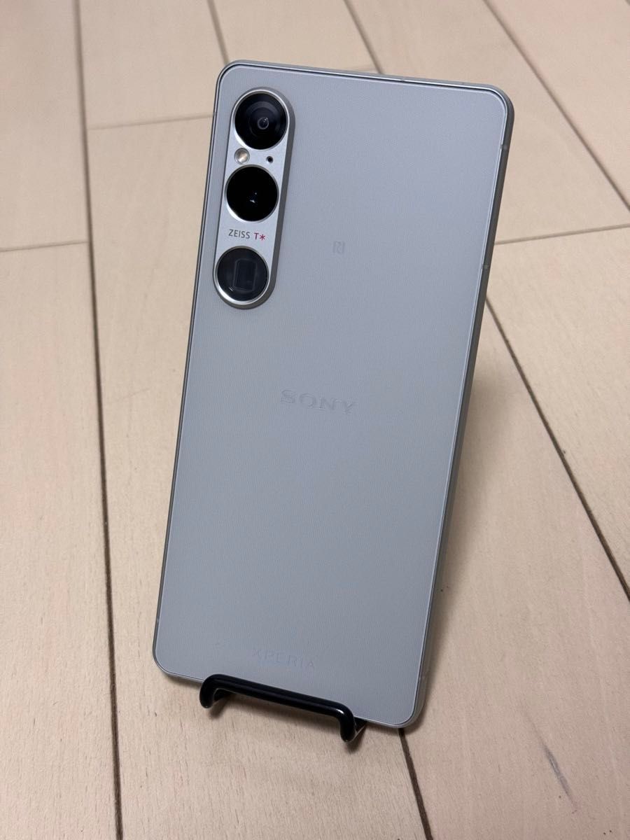 Xperia 1 VI 256GB プラチナシルバー｜Yahoo!フリマ（旧PayPayフリマ）