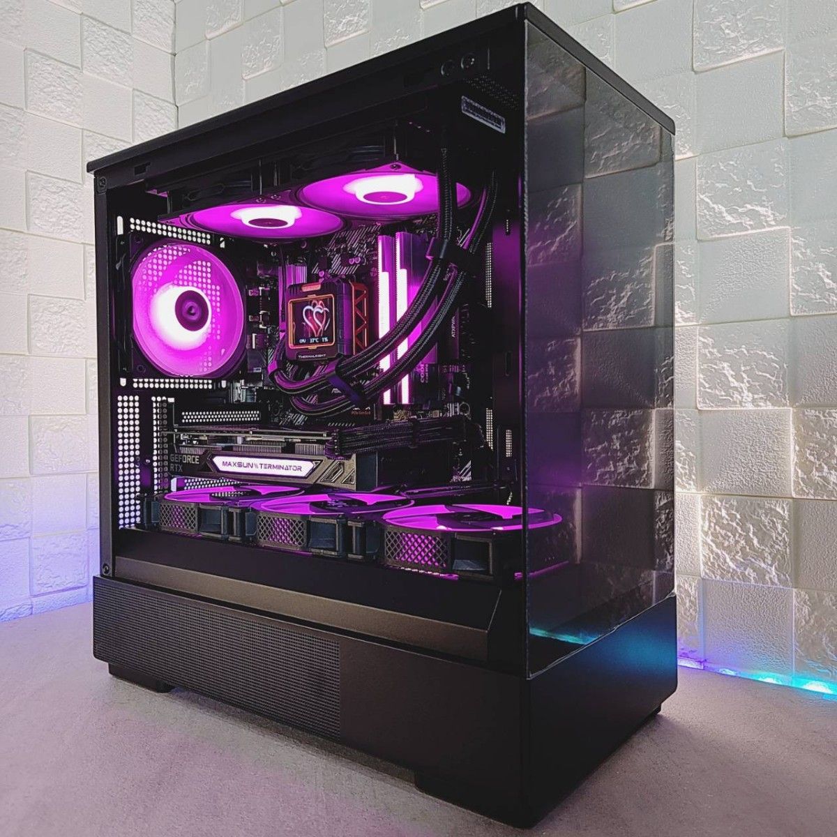 新品【ゲーミングPC】デスクトップパソコン／ミニタワー／液晶モニター