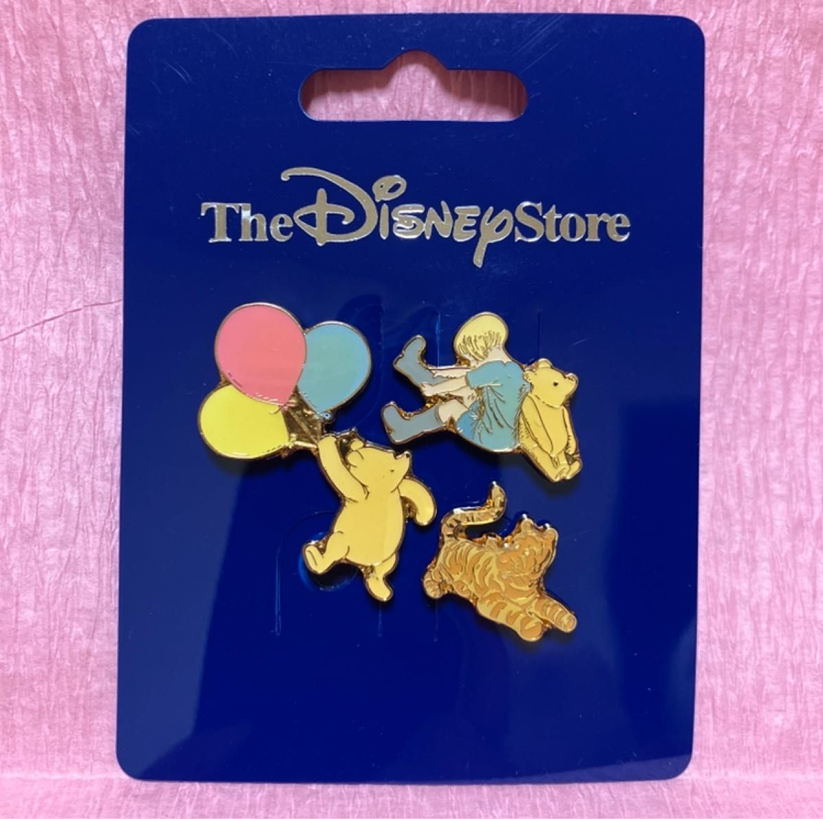 レア ディズニー プーさん ピン レトロ クラシック 青台紙 ピンバッジ
