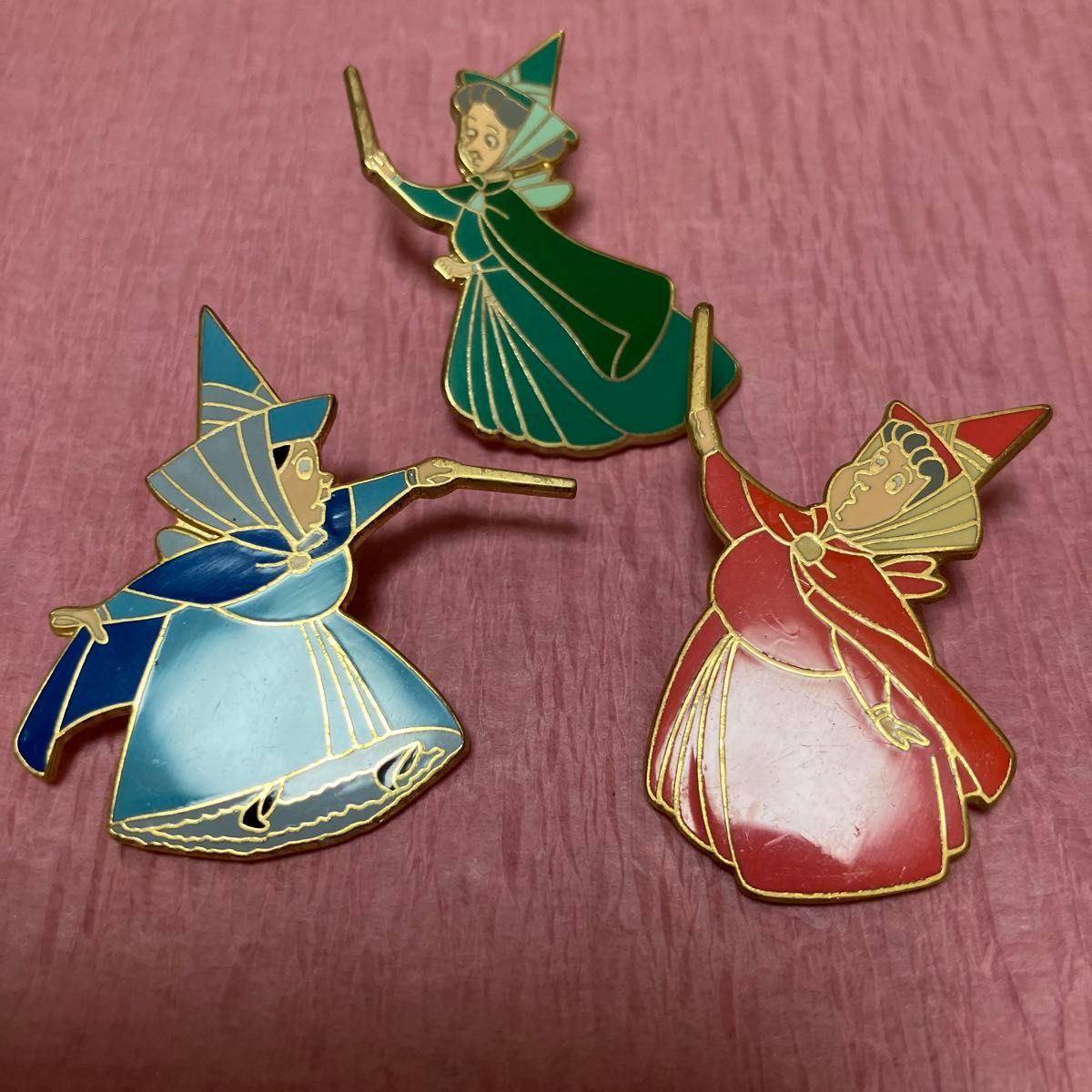 Disney WDWキャスト限定 DLR眠れる森の美女の城 ピンバッジ Disney WDW