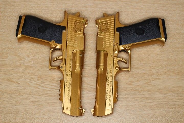2丁セット ゴールド デザートイーグル デッドプール コスプレ 動力源無