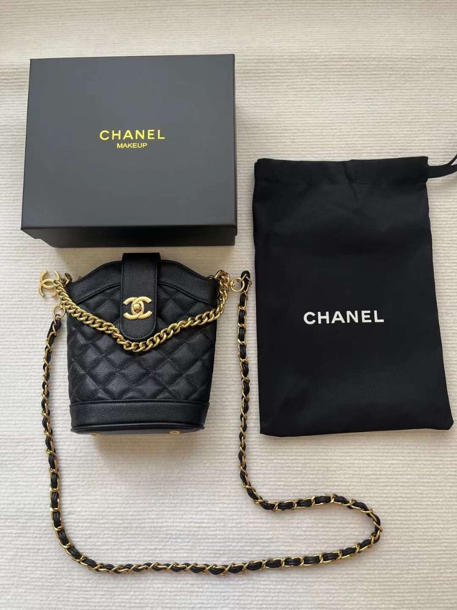 CHANEL シャネル 大人気 ノベルティバッグ チェーンショルダーバッグ