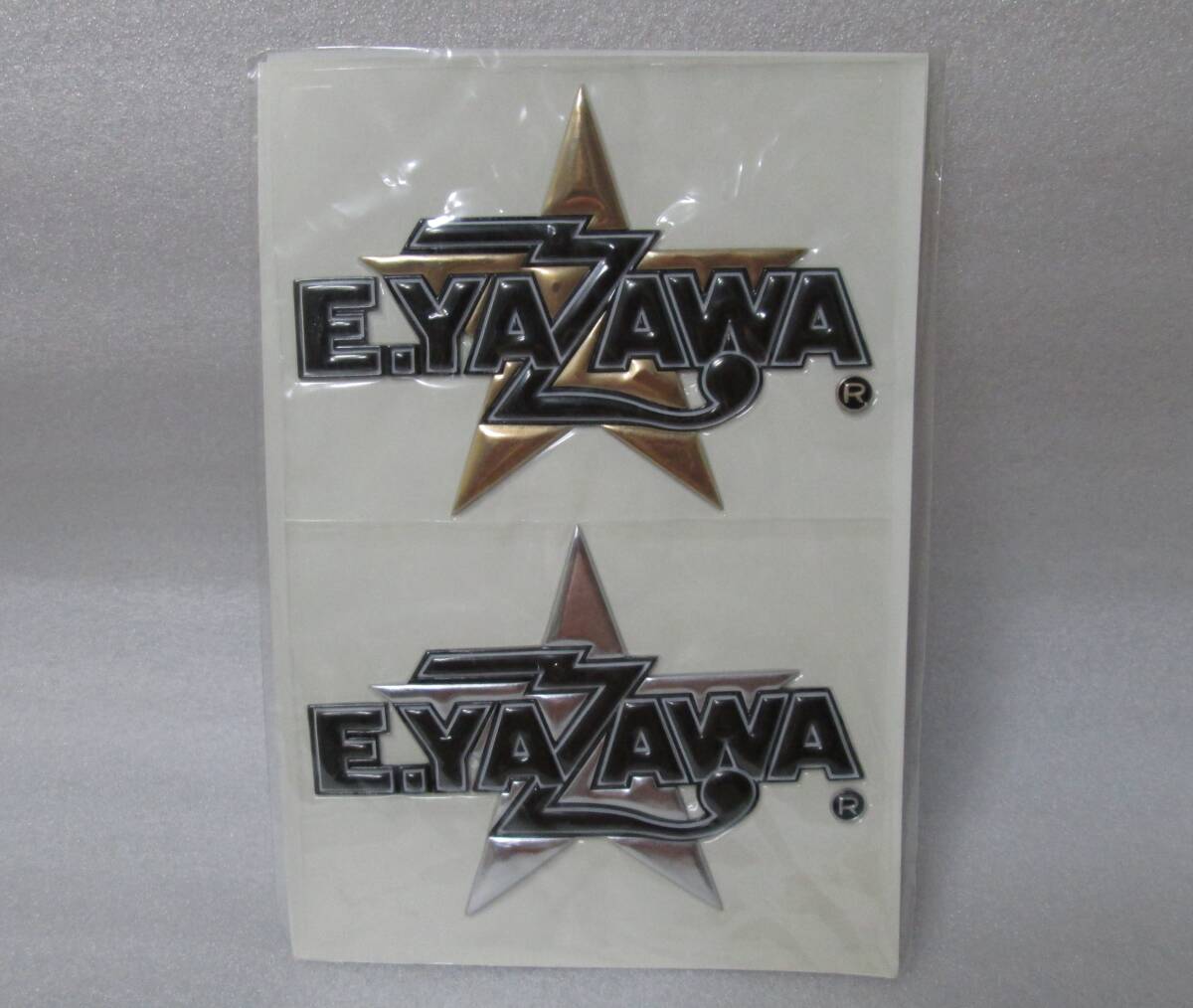 Yahoo!オークション - 矢沢永吉 エンブレム ステッカー 金/銀 2枚セッ