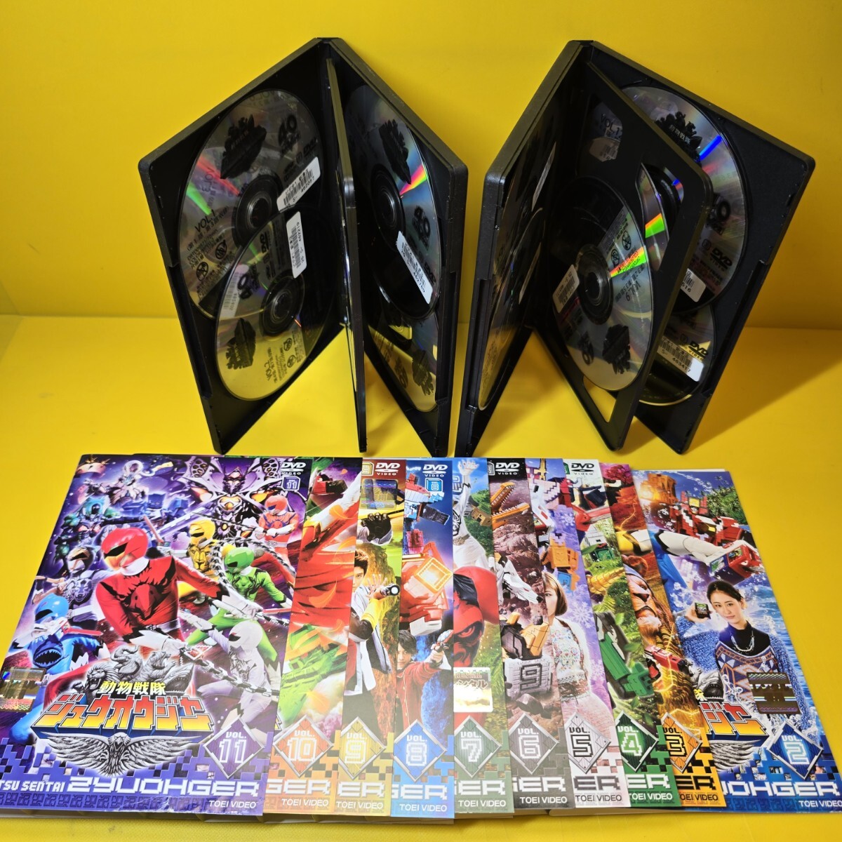 新品ケース交換済み 動物戦隊ジュウオウジャー DVD 全12巻｜Yahoo