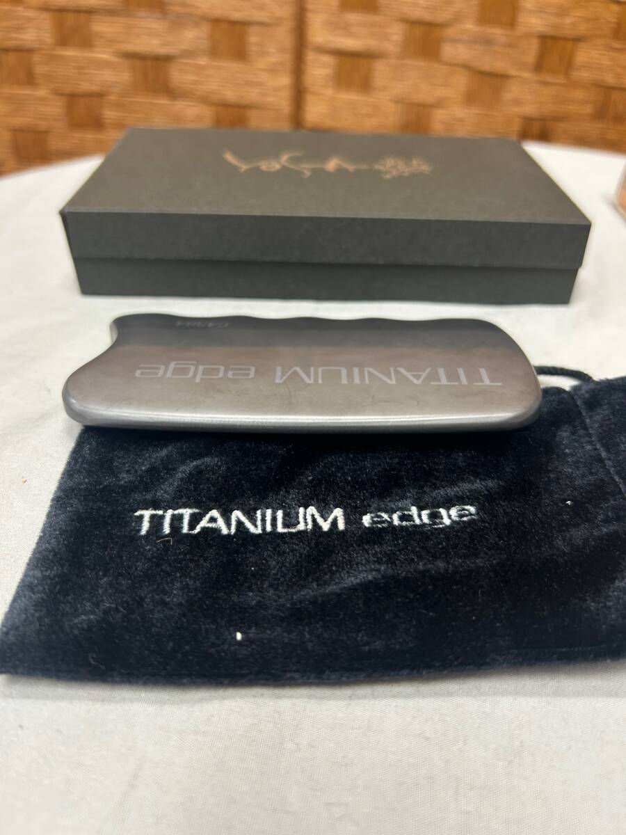 Titanium Edge 美顔用品 C7302 Titanium Edge 美顔用品 C7302