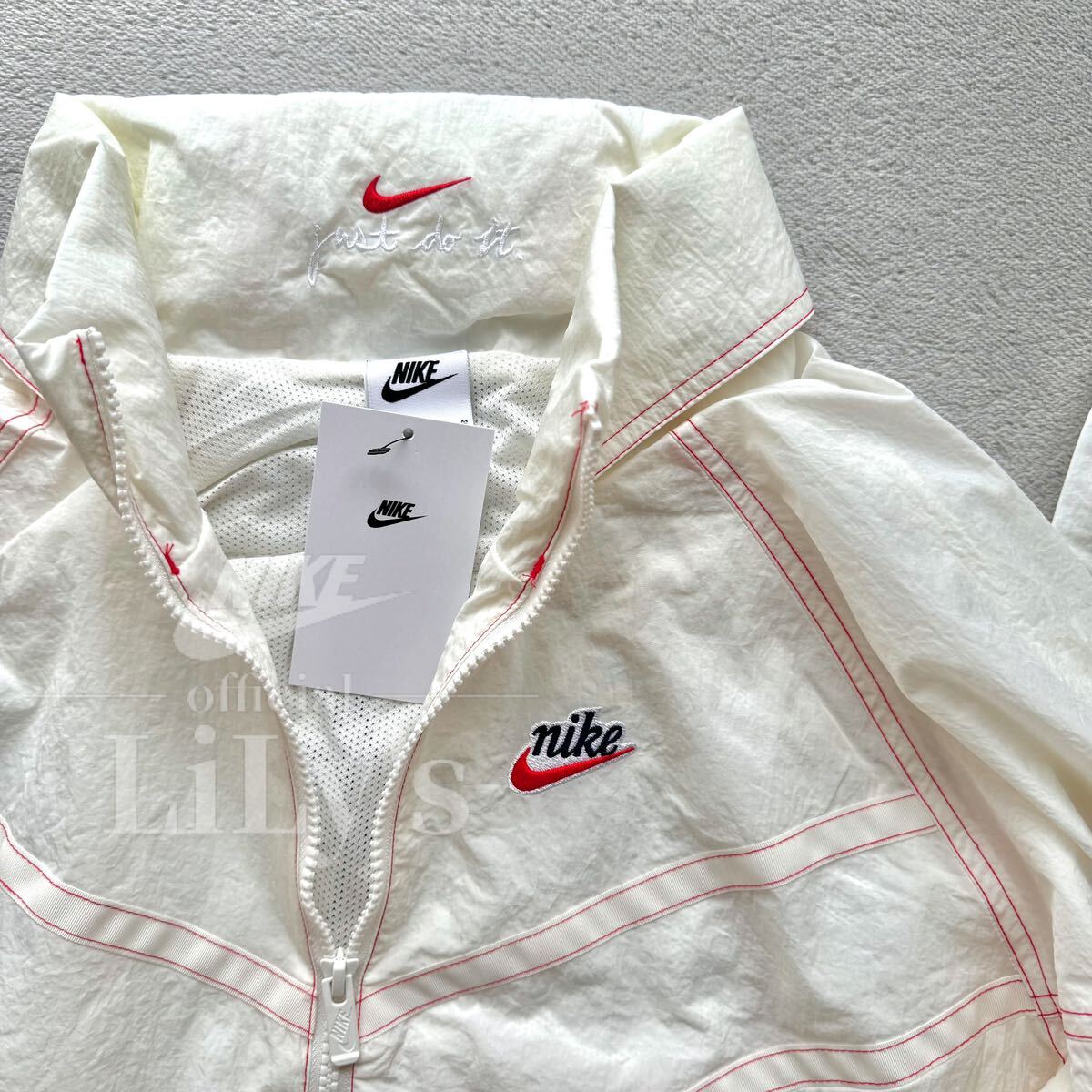 新品 NIKE上下セットアップ Mサイズ 白赤 ナイキ ナイロン ビッグス