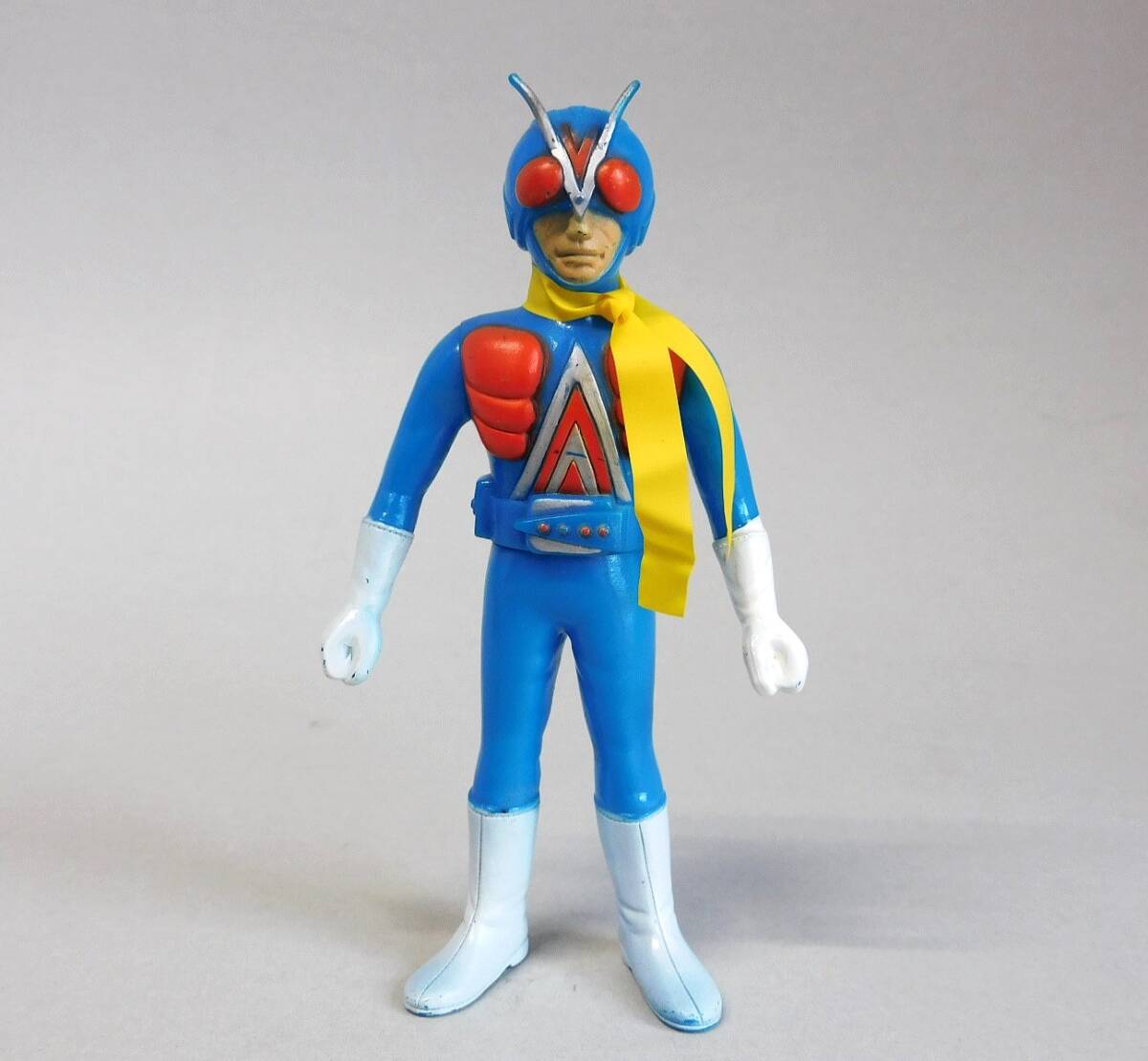 Yahoo!オークション - 当時物 ポピー ライダーマン ソフビ 約13㎝ ミニ