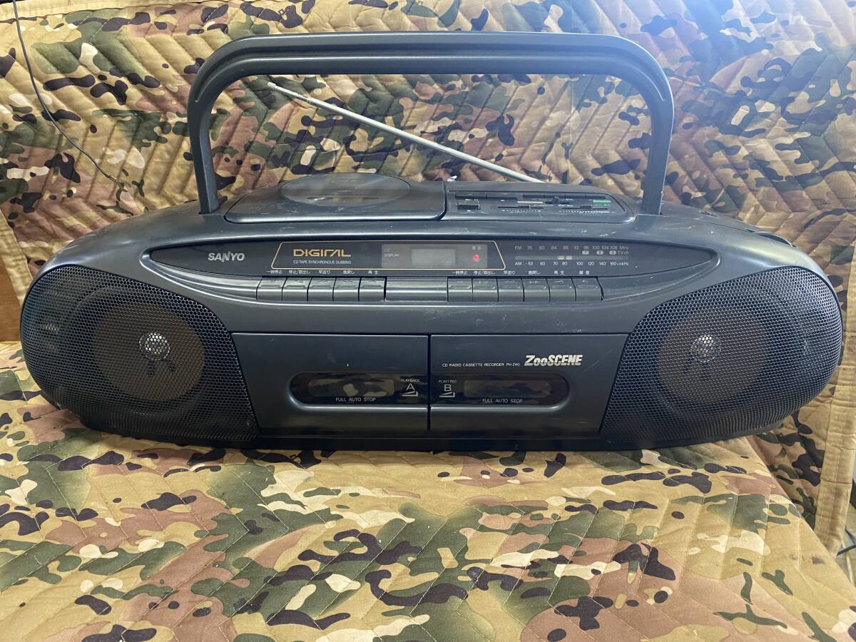Yahoo!オークション - J5777 SANYO サンヨー CDラジカセ PH-Z40 動作