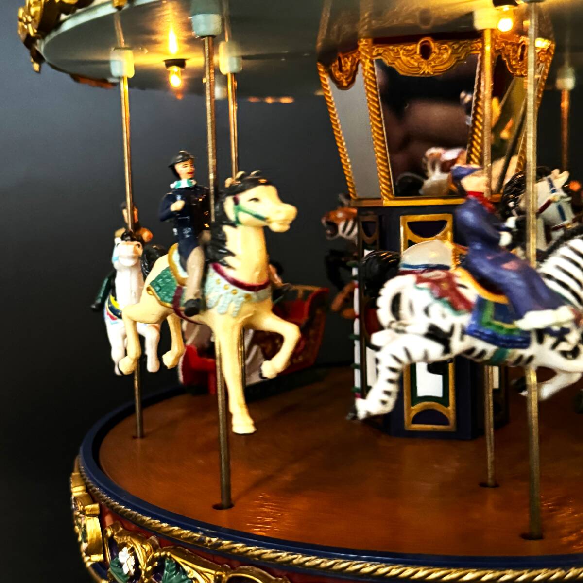 レア】ミスタークリスマス メリーゴーランド オルゴール カルーセル
