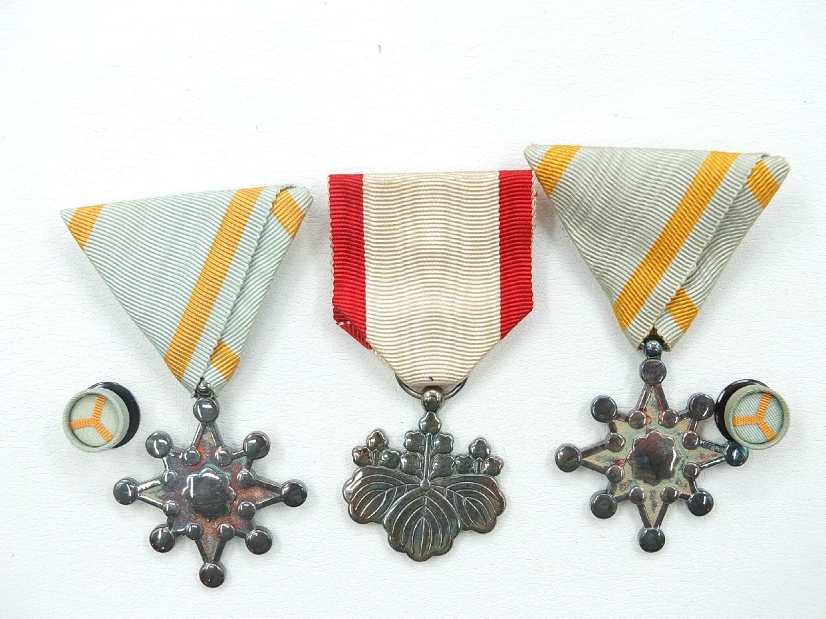 Yahoo!オークション - 【z28475】大日本帝国 旧日本軍 勲八等瑞宝章・