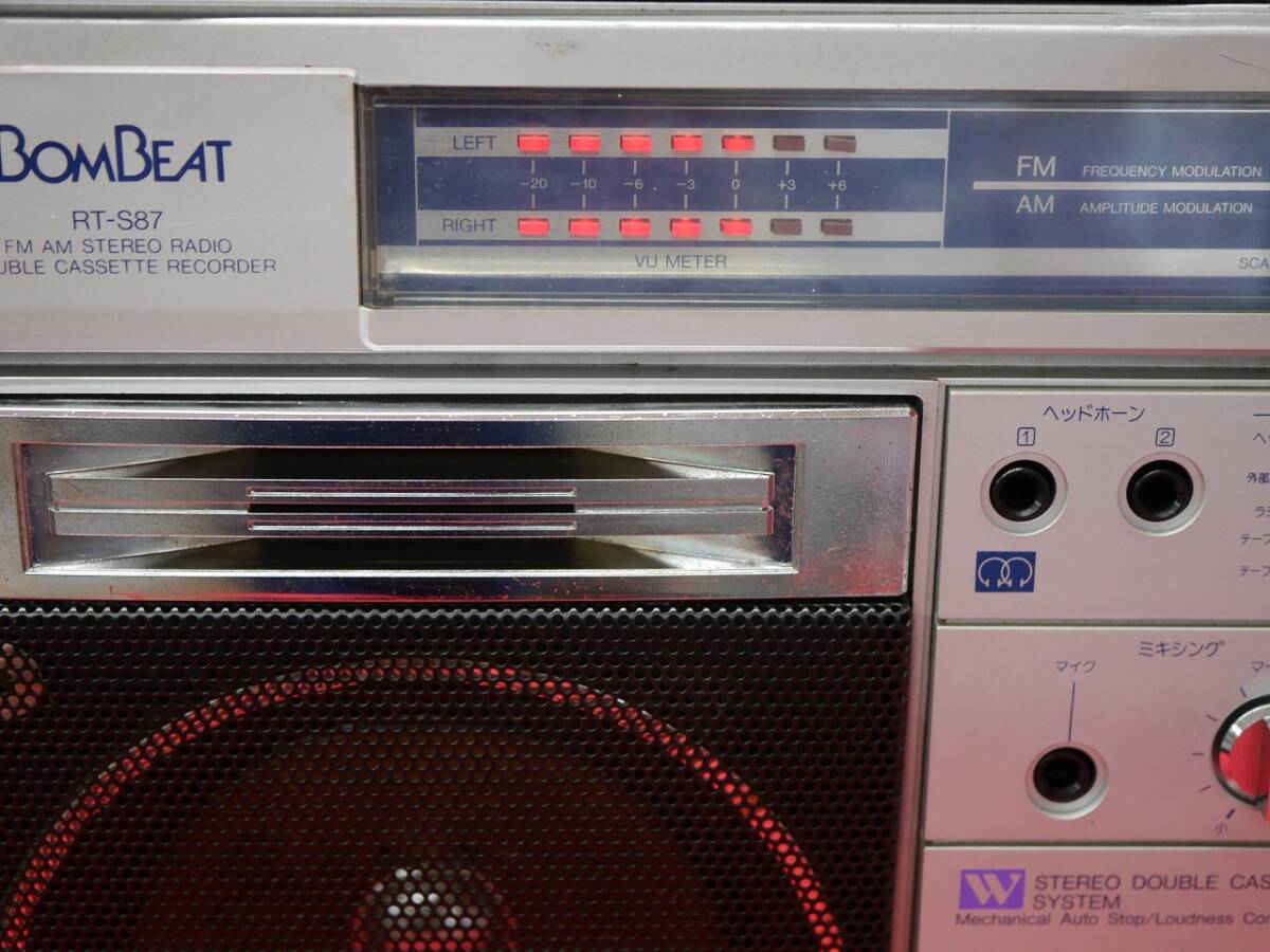 東芝 TOSHIBA RT-S87 BOMBEAT ラジカセ FM/AM TOSHIBA RT-S87 BOM BEAT