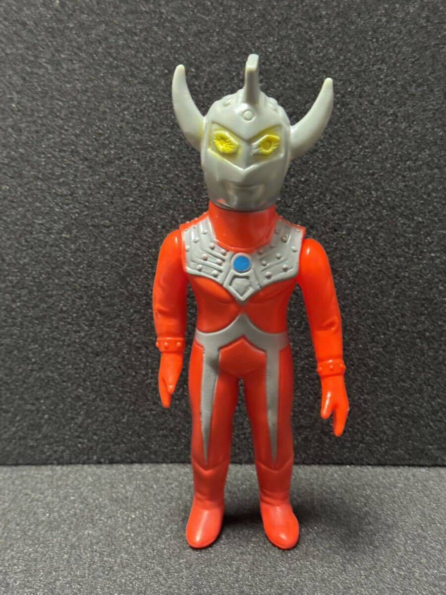Yahoo!オークション - 【珍品】 当時物 ウルトラマンタロウ ソフビ パ