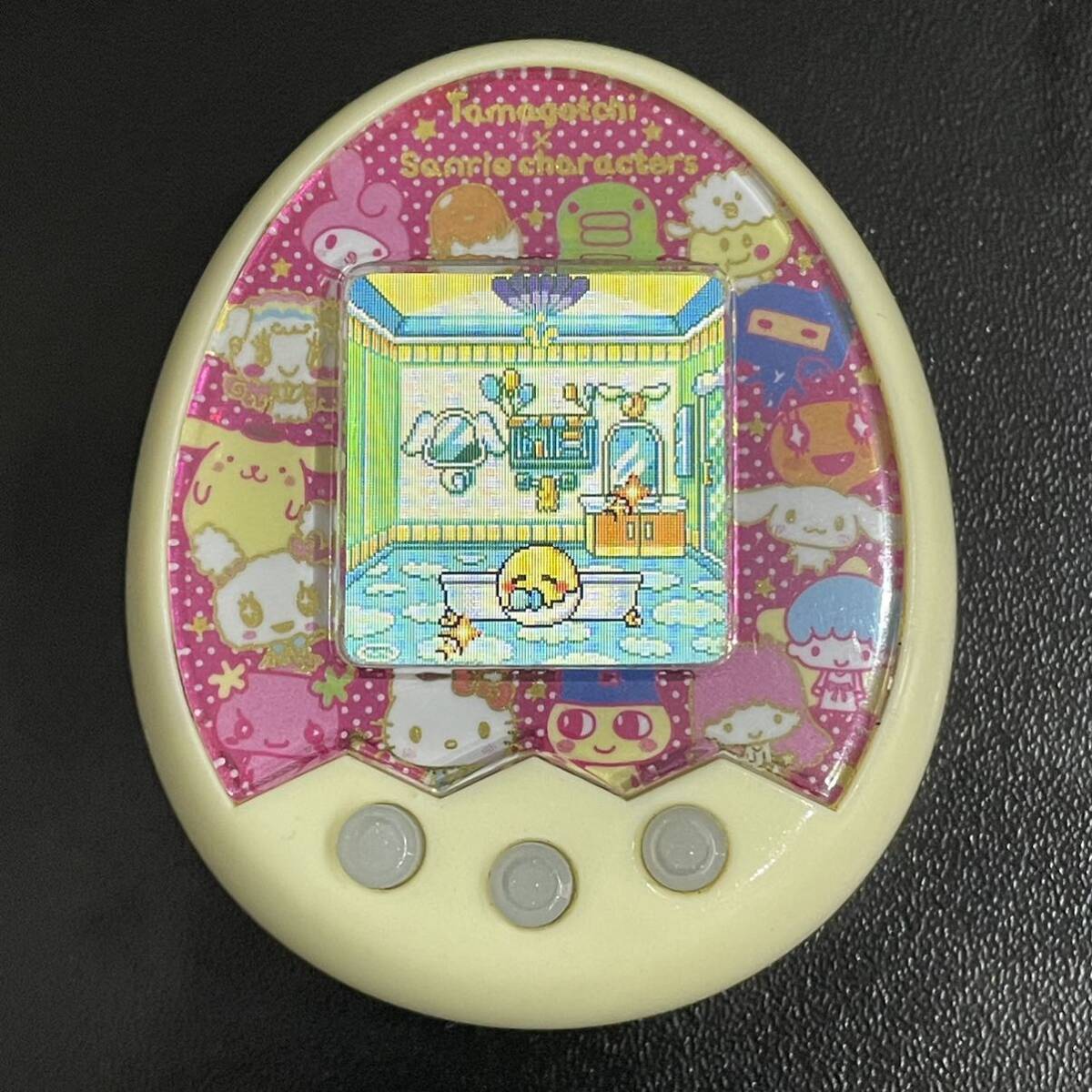 動作確認済み たまごっちみくす サンリオキャラクターズ 黄色 イエロー