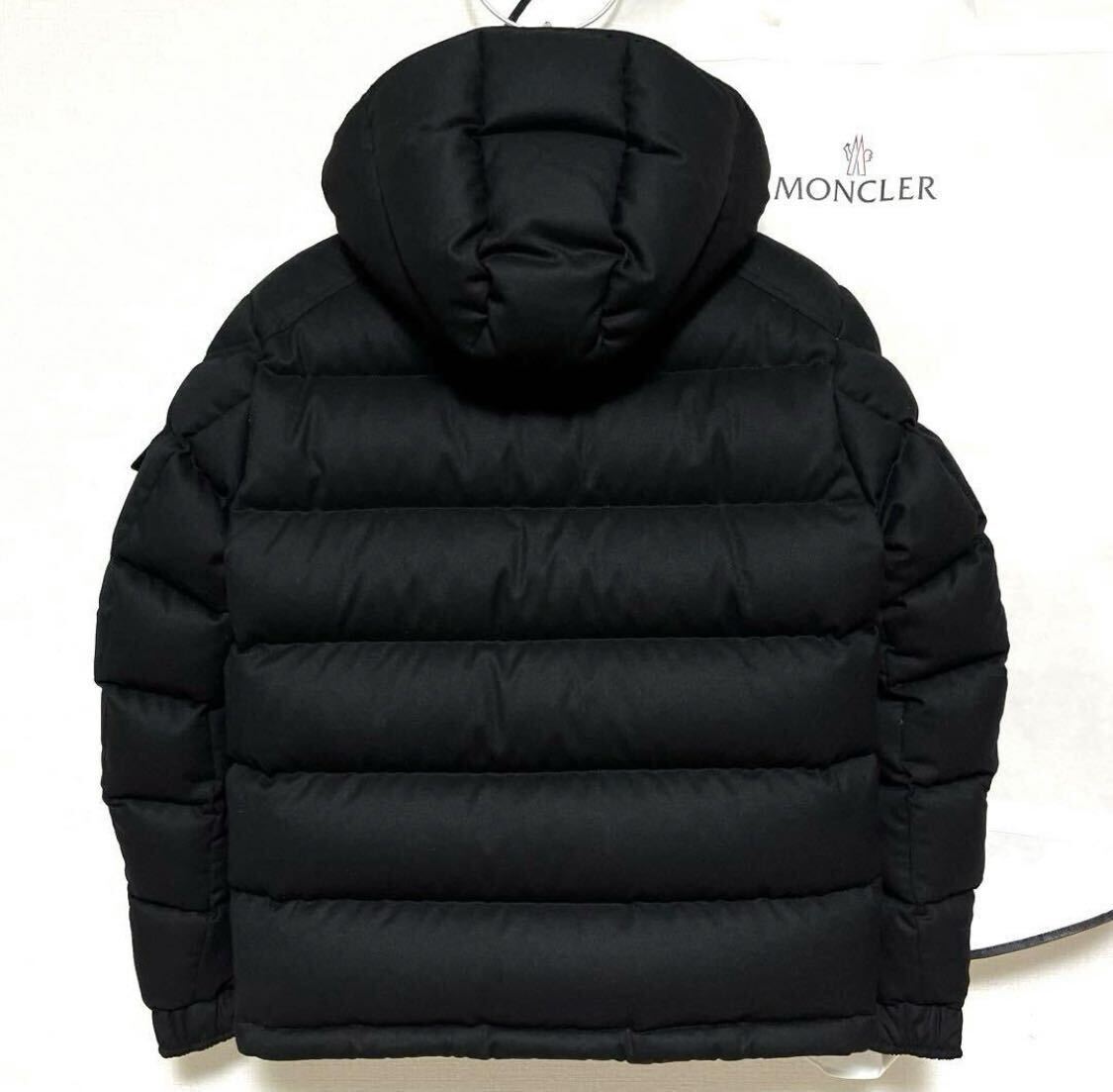 極美品】国内正規品 MONCLER モンクレール モンジュネーブル ブラック