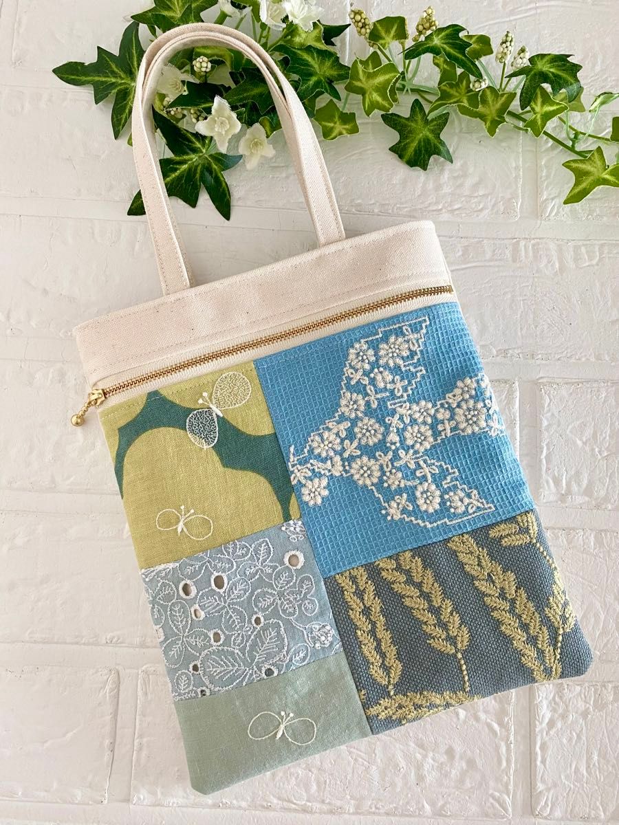ミナペルホネン 生地使用 ballade パッチワークお散歩トートバッグ