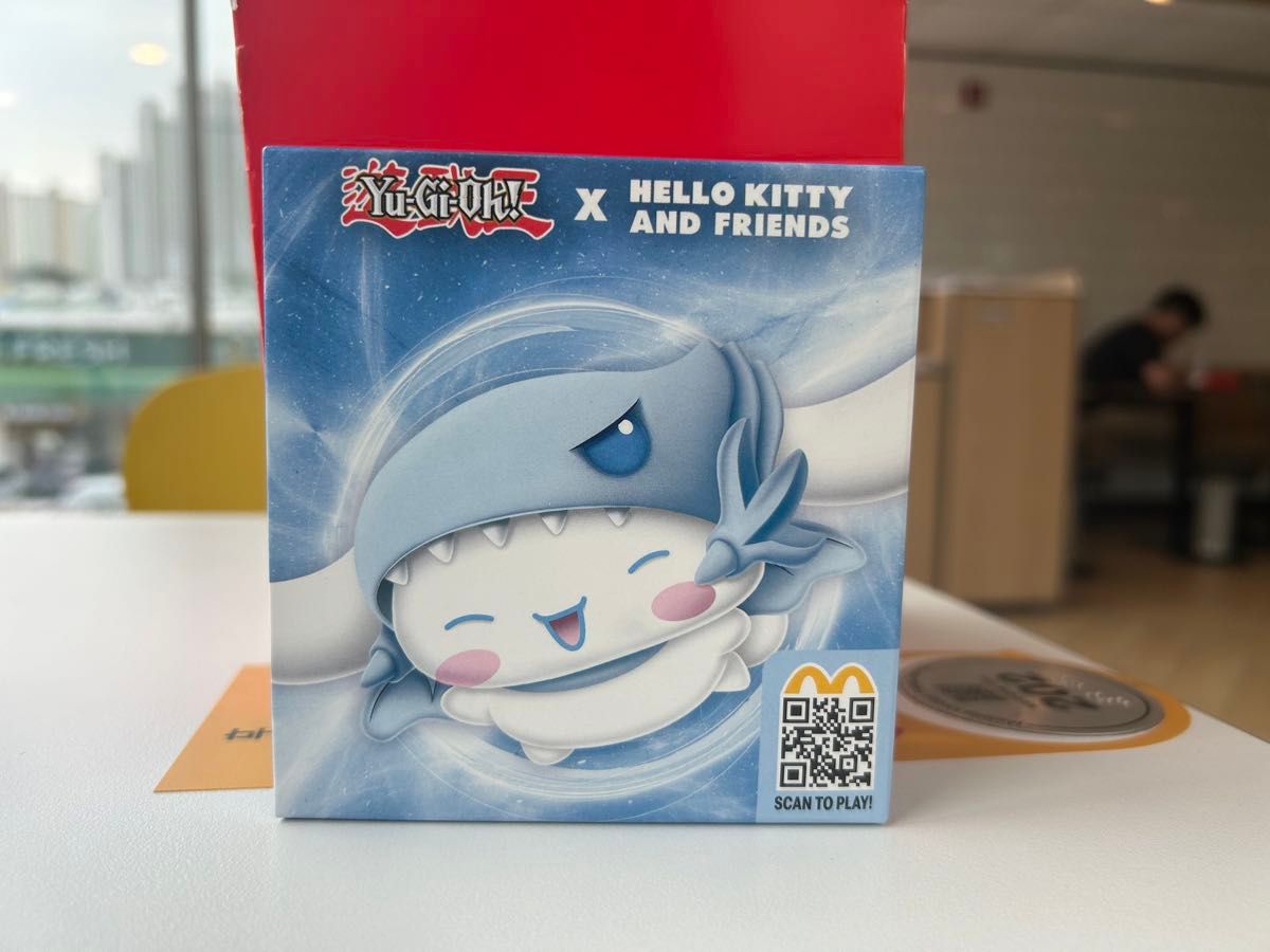 海外限定 マクドナルド 遊戯王 シナモン ブルーアイズ 中島健人