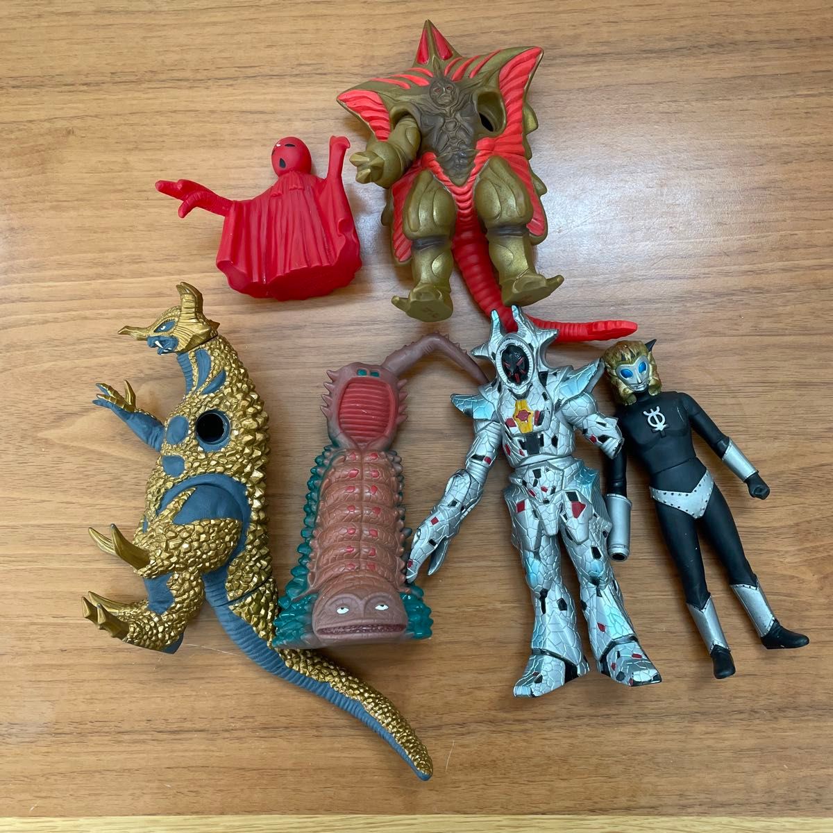 ウルトラ怪獣ソフビ 68体まとめ売り｜Yahoo!フリマ（旧PayPayフリマ）