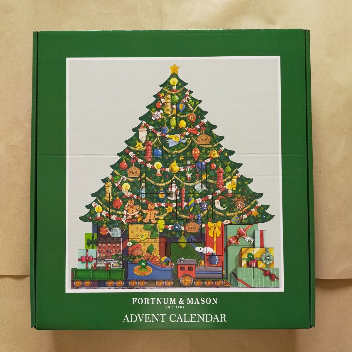 フォートナム＆メイソン クリスマス ツリー アドベントカレンダー 2024